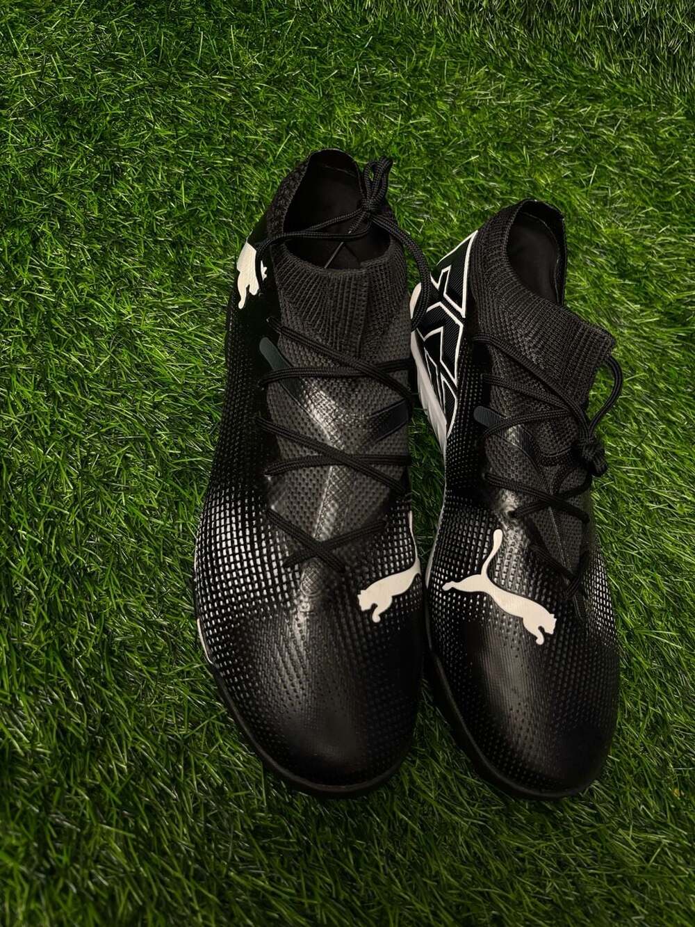 Puma Future 7 Match TT Soccer Shoes Black White